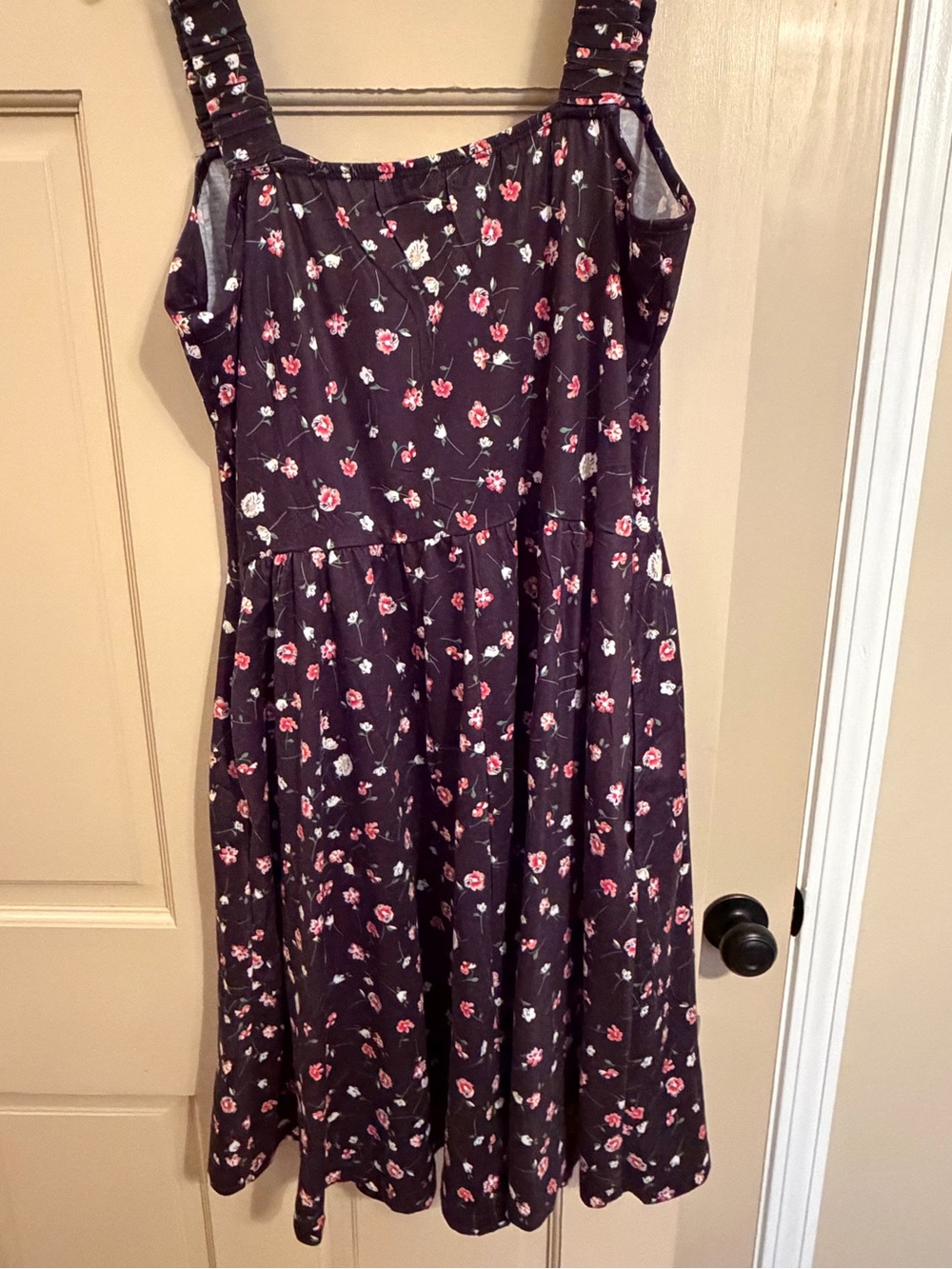 HUHOT Floral Black Dress Top - Size L - Picture 2 of 5